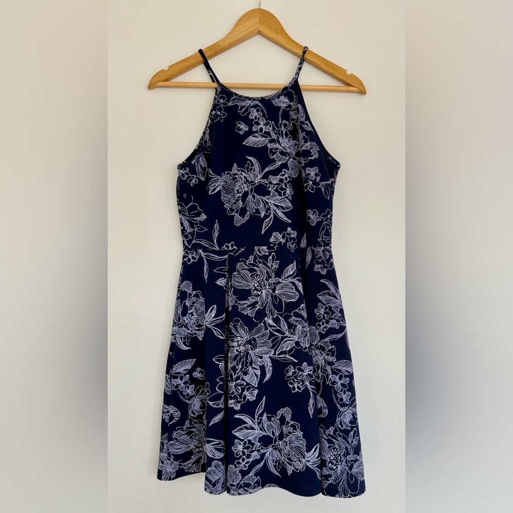 Soprano Navy and White Floral Sundress